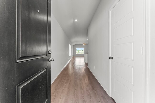 Photo - 603 Levine Ct