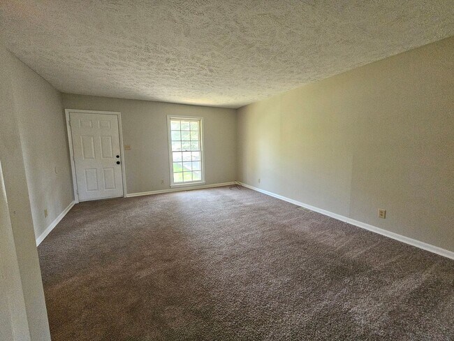 Photo - NEW LISTING!!!!!
