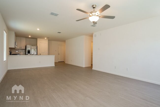 Photo - 2712 Mistwood Dr