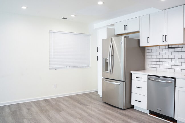 Fridge w/ Front Window - 3641 Clayton Rd Unit 24