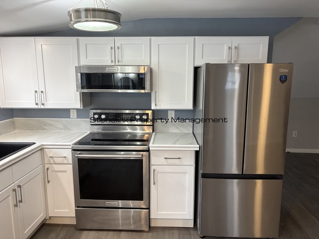 Photo - 1899 Smith St Unit 3