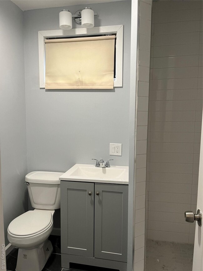 Photo - 21 Armando Rd Unit B