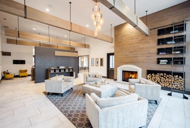 Photo - 10505 S I-35 Frontage Rd Unidad 2234