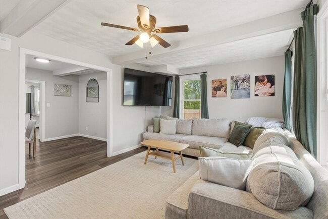 Photo - 80 Brickett St