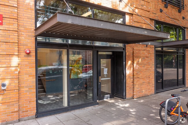 Entrada - Belmont Dairy Apartments and Lofts