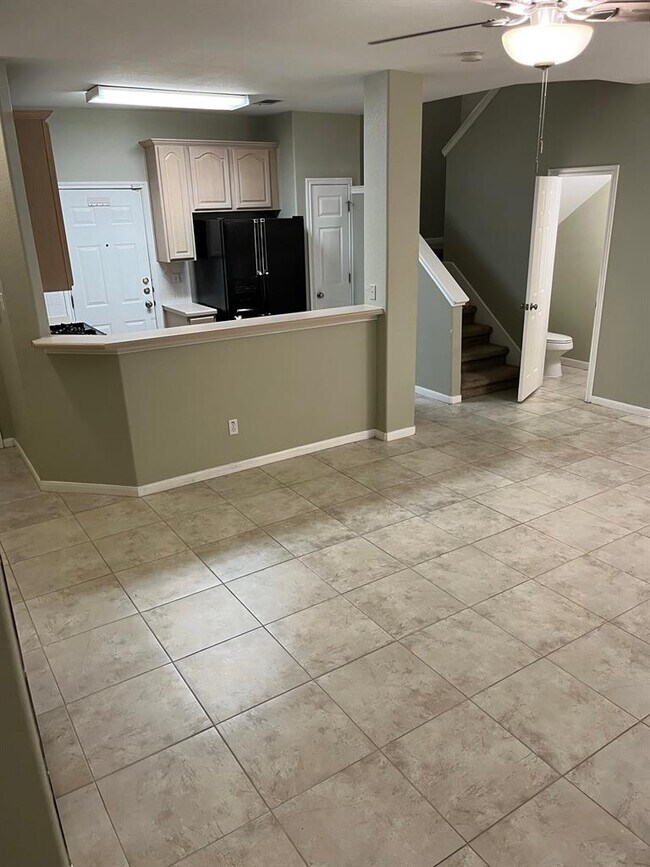 Photo - 2100 Pipers Field Dr Unidad 14