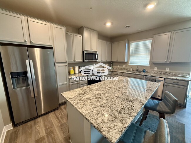 Photo - 8807 Granite Cir Townhome