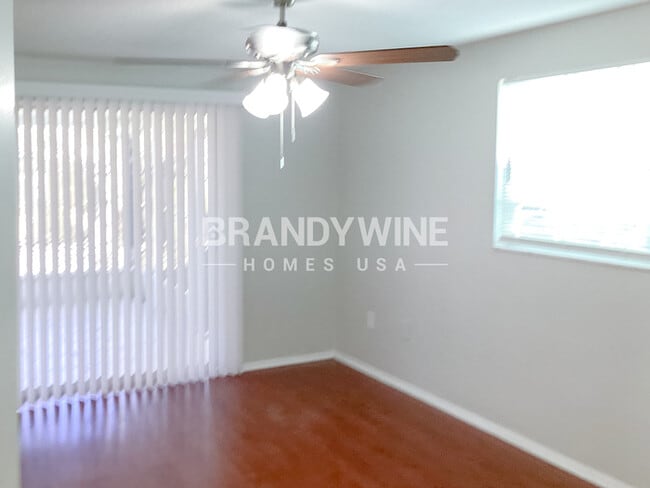 Photo - 3535 Devonshire Dr