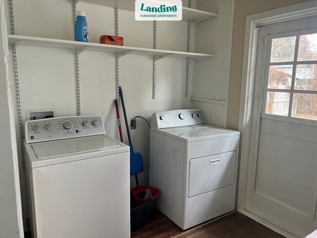 Photo - 840 E Guenther St Unit 0.1313892