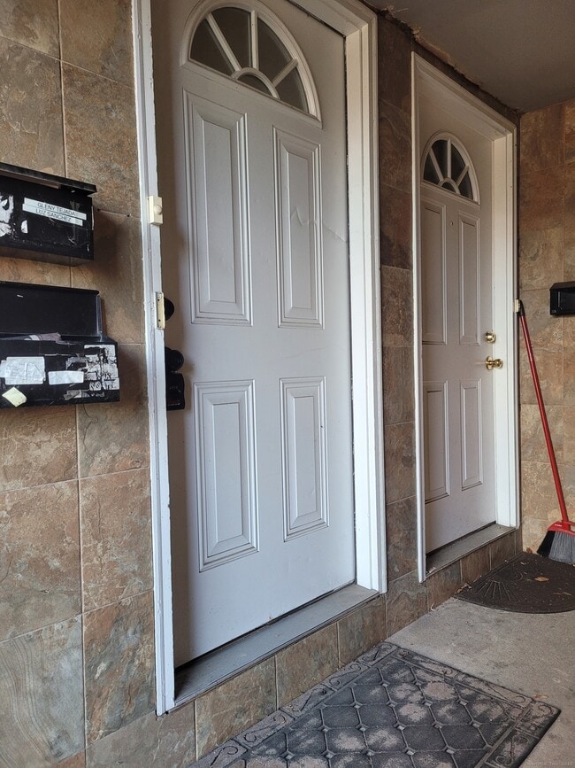 Photo - 544 Franklin Ave Unit 2