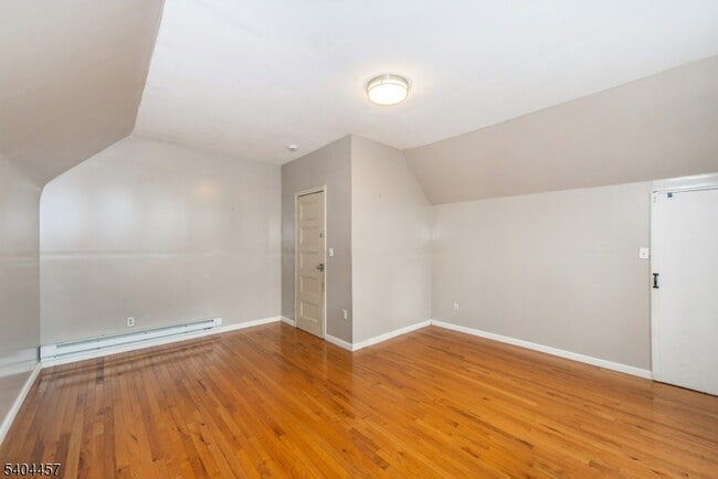 Photo - 235 N 7th St