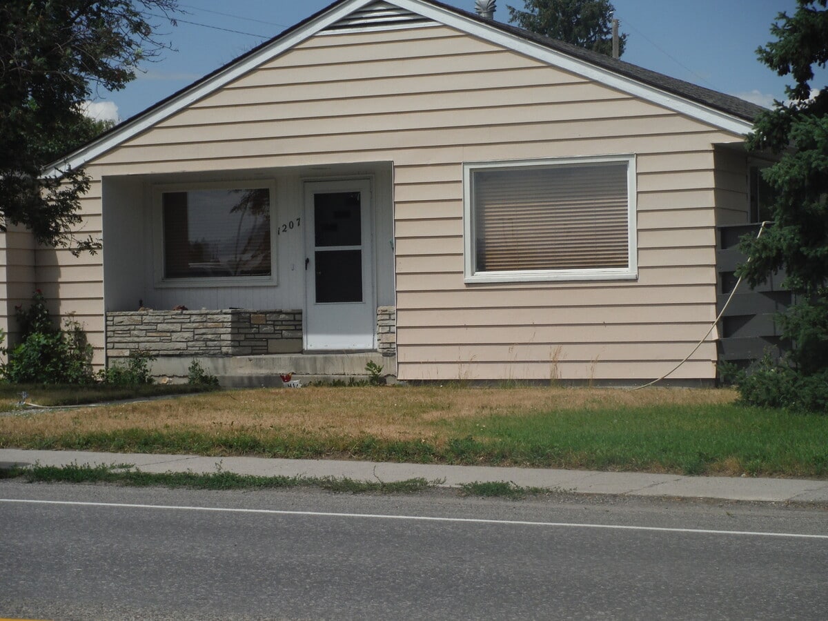 Large 5 bedroom home available: near downtown Bozeman and MSU! - Large 5 bedroom home available: near downtown Bozeman and MSU!