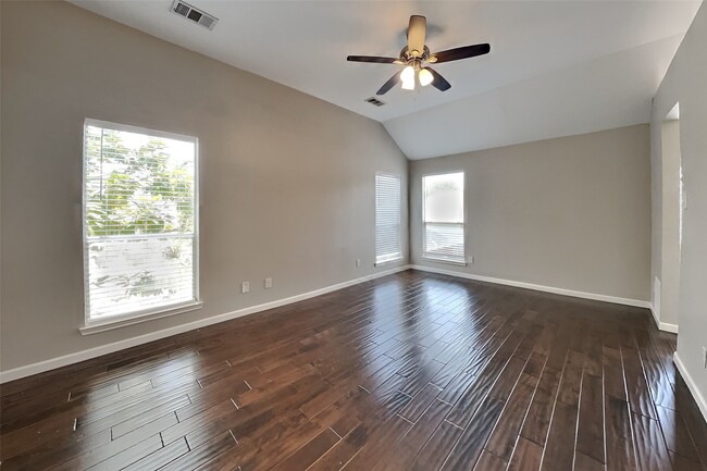 Photo - 10051 Rio Bravo Rd