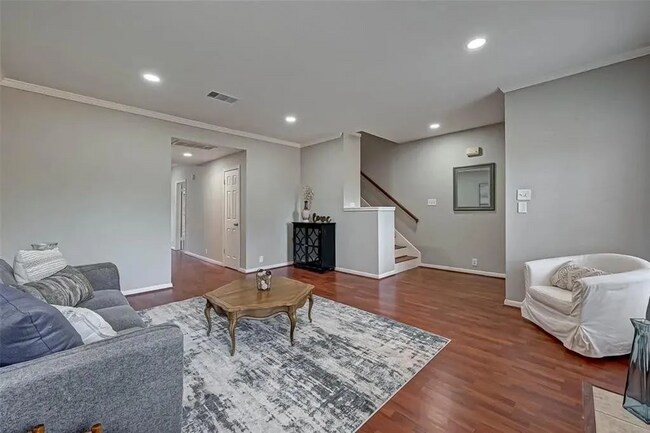 Building Photo - Experience comfort and elegance - 2BD/2.5B... Rental