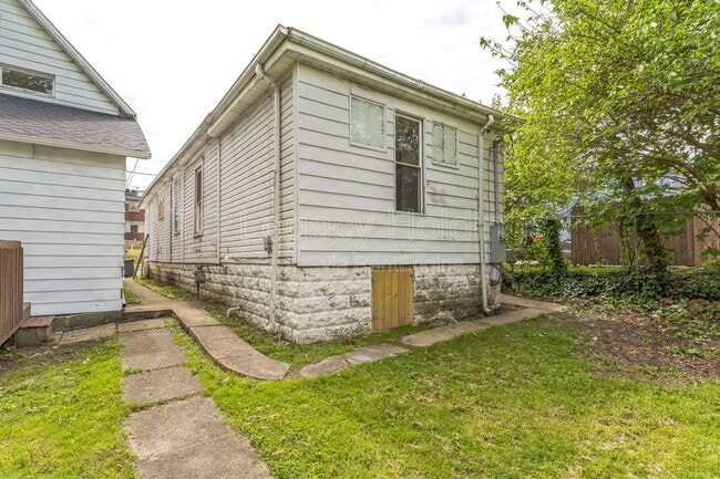 Photo - 421 Walnut Ave