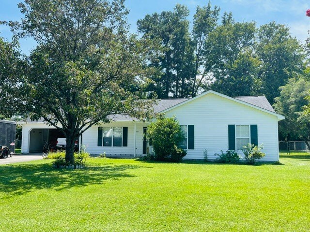 Photo - 203 Devonshire Dr