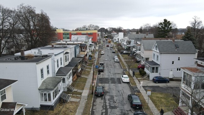 Photo - 22 Hurlbut St