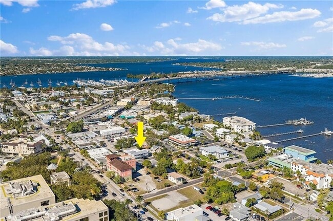 Photo - 310 SE Denver Ave Unit 2