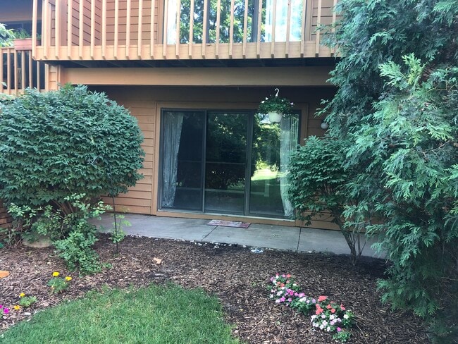 Building Photo - 6721 Boca Vista Dr NE Unit 102