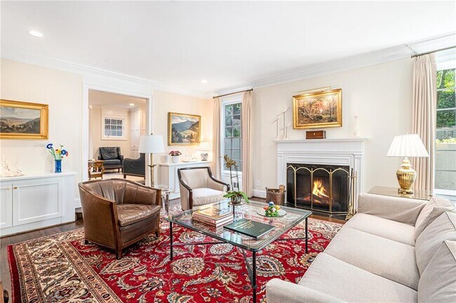 575 Peachtree Battle Ave NW