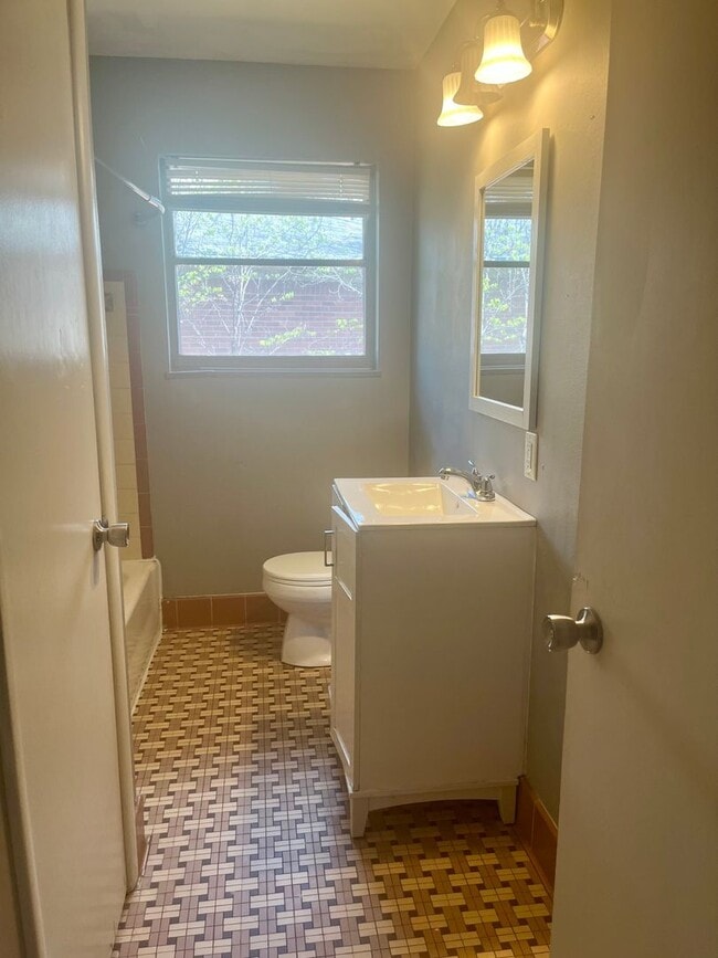 Photo - 105 42nd Pl Unit 4