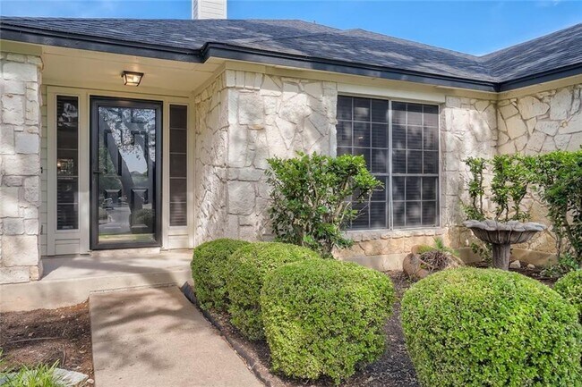 Photo - 8732 Barrow Glen Loop