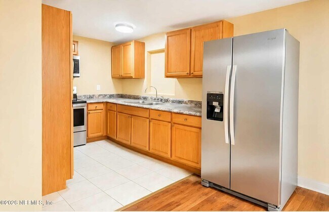 Photo - 1623 Alfen St
