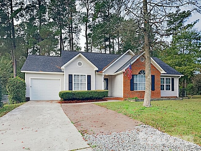 Photo - 430 Forest Grove Cir