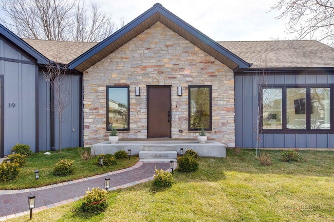 Photo - 19 Marina Dr