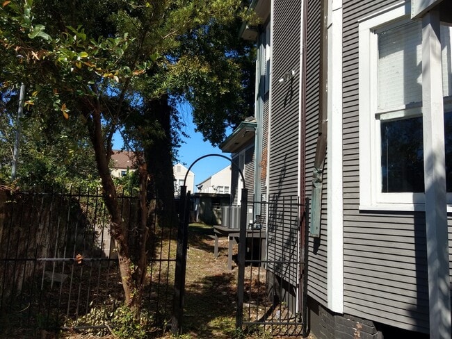 Photo - 121 N St Patrick St Unit 121-A