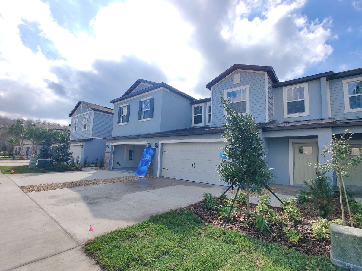 Photo - 17524 Radiant Shine Wy