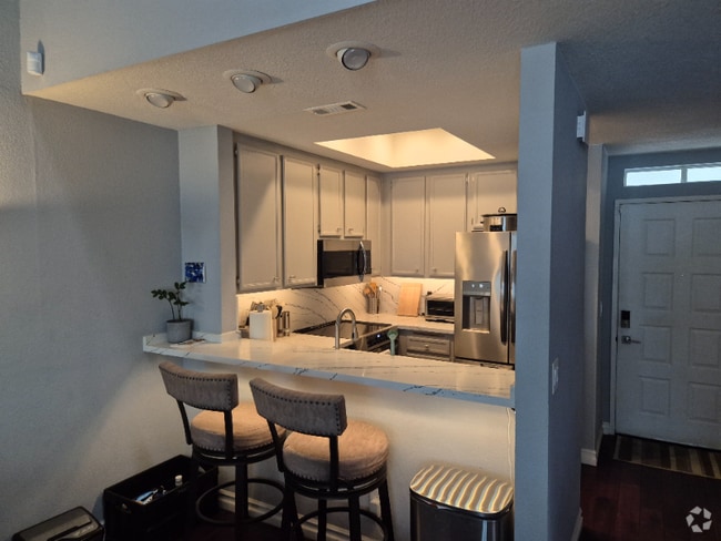 Building Photo - 2208 River Run Dr Rental