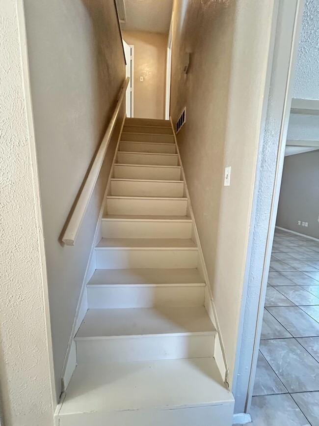 Photo - Well-Maintained 3-Bed / 2.5-Bath Home in Central Arlington