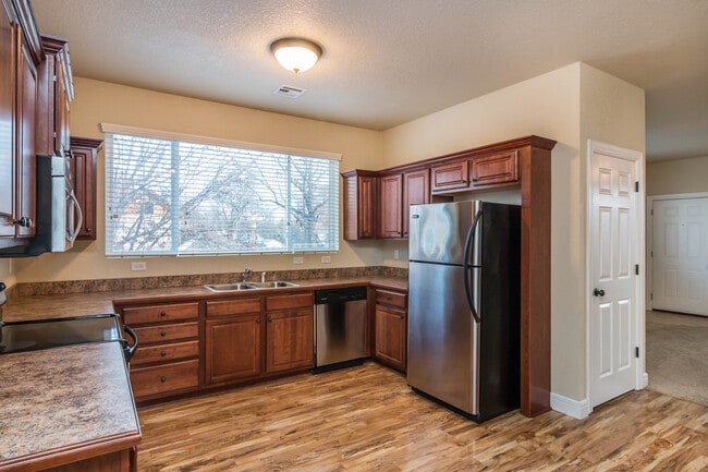 Photo - 1001 Laramie St