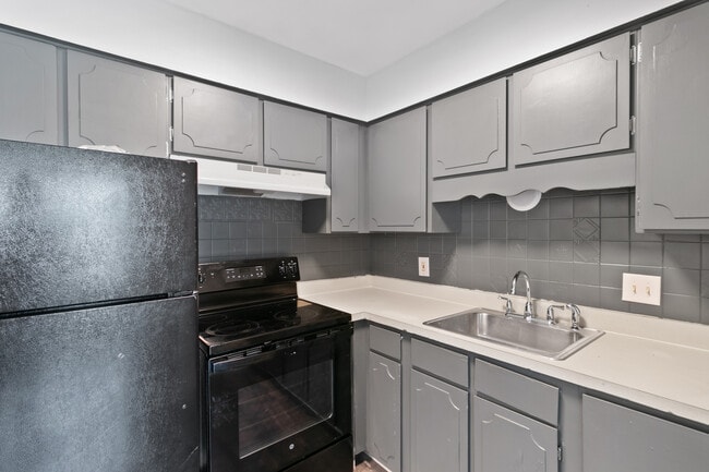 Photo - Potomac Village