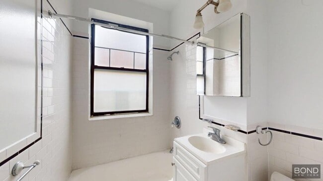 Photo - 1 bedroom in NEW YORK NY 10023 Unit 3J