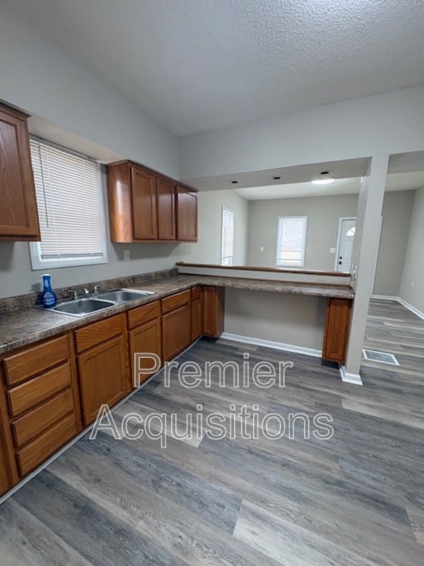 Photo - 2309 Locust Ave