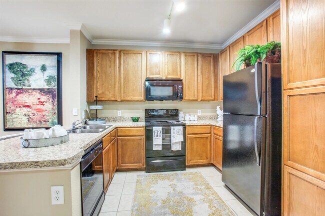Building Photo - 10221 Centrepark Dr Unit 1-B1438 Rental