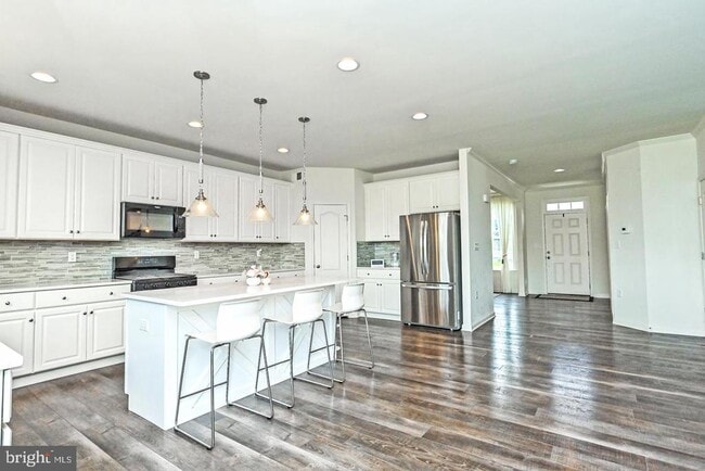 Photo - 106 Alliance Ct