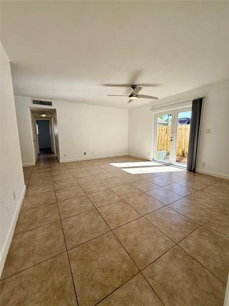 Photo - 3061 NE 49th St Unit 7