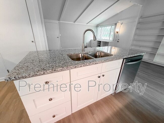Photo - 5803 N Highland Ave