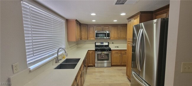 Photo - 2701 Beachside Ct House