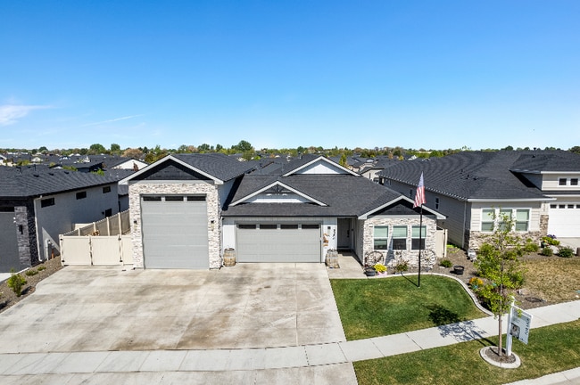 Building Photo - 3056 E Columbus River Ct