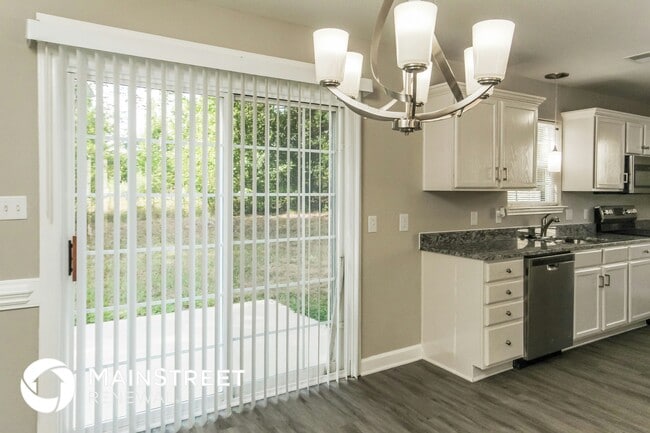 Photo - 368 Pelling Dr