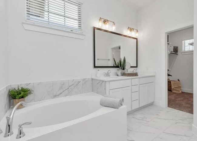 Photo - 1526 Crystal Stream Dr