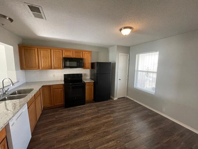 Photo - 3 BR/2.5BA | Newly Renovated Single Family Home | Fenced Backyard | In Dallas!