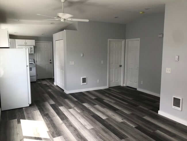 Photo - 3203 Watson Ave Unidad B