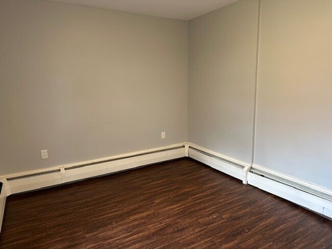 Photo - 1 Bedroom 1 Bathroom 1st Floor Apartment F... Unit 7 S. Hetrick Ave