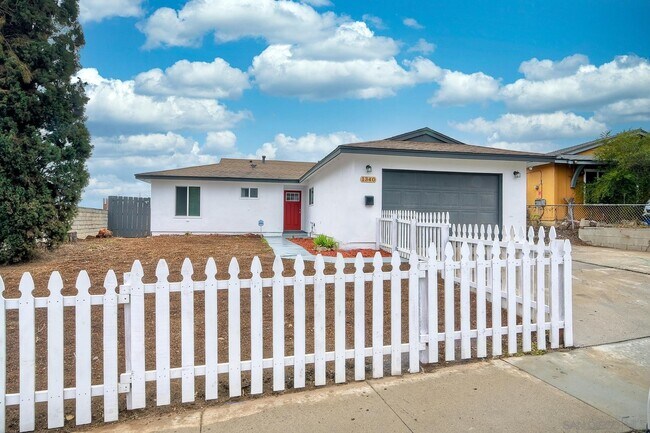 Photo - 1340 Kelton Rd