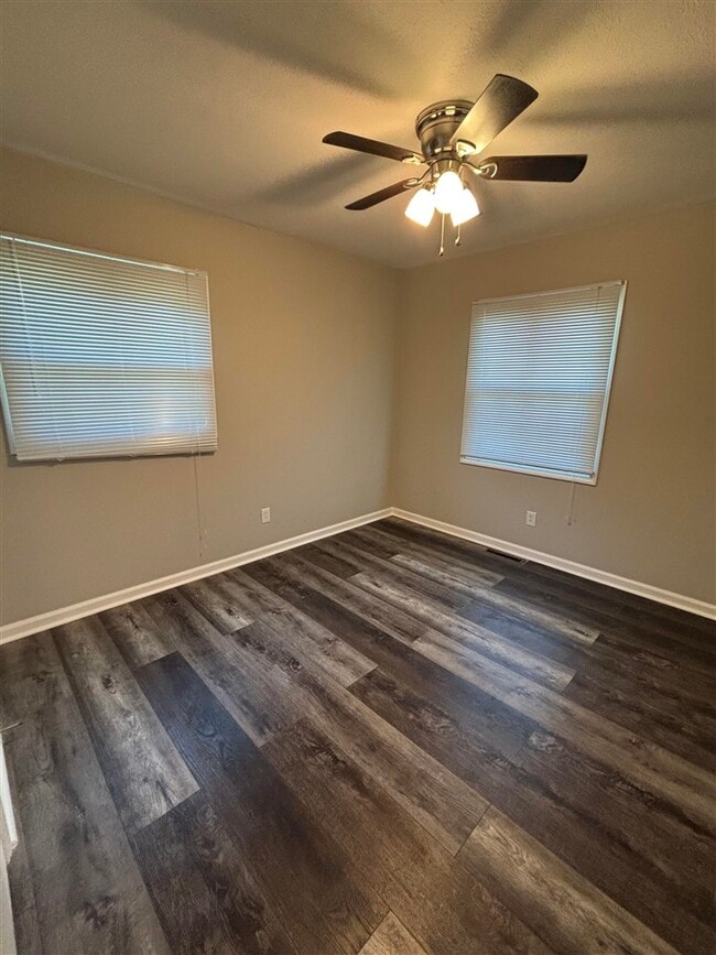 Photo - 1430 Clayton Ct